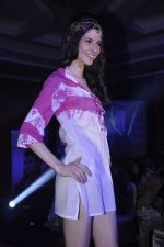 Model walks for Sports Illustrated bikini issue launch in Sea Princess, Mumbai on 14th June 2013 (13).JPG